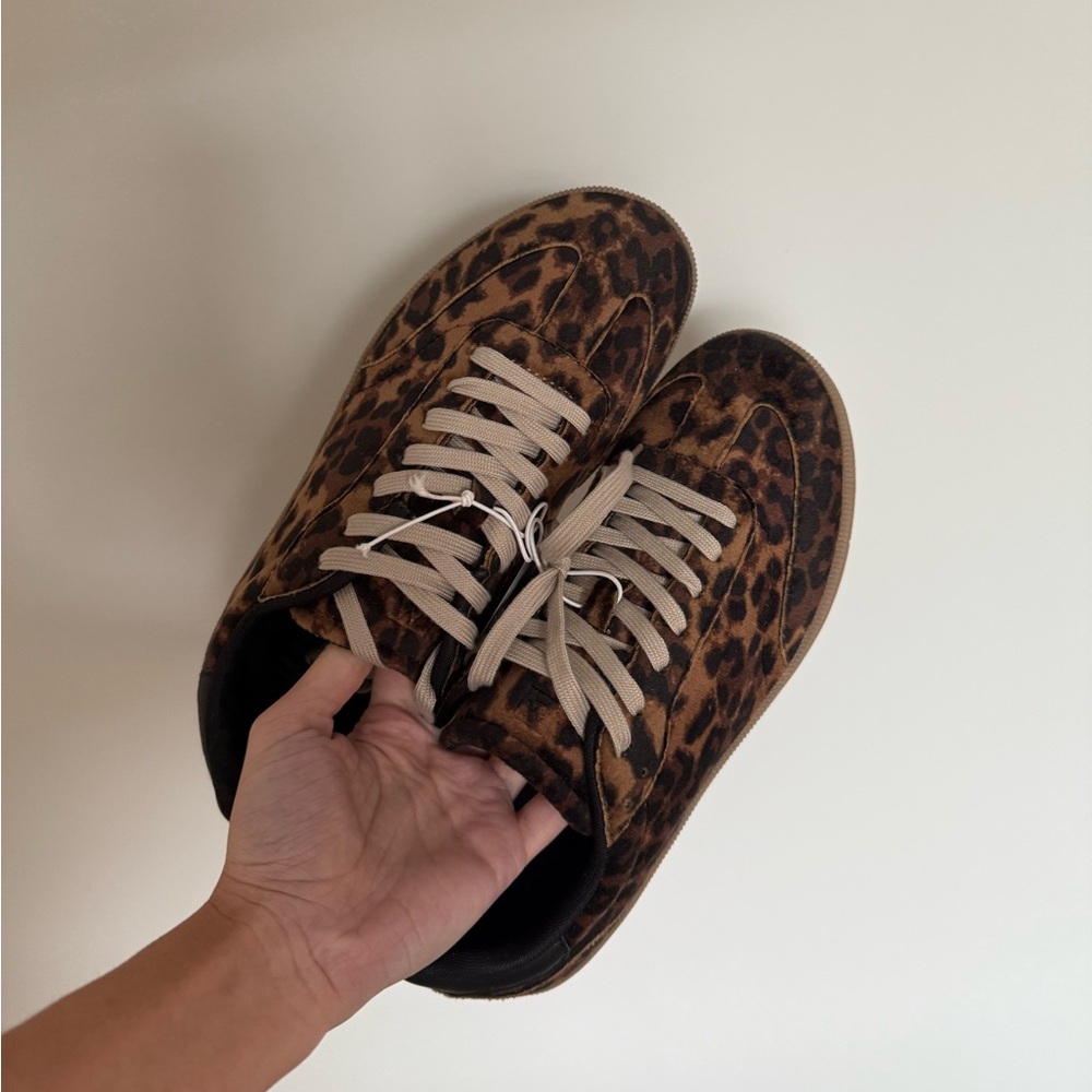 Leopard sneakers